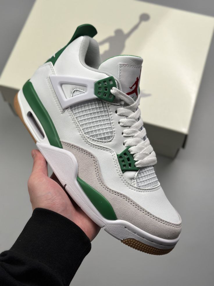 AirJ Retro4 SB Pine Green