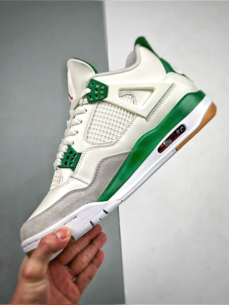 AirJ Retro4 SB Pine Green